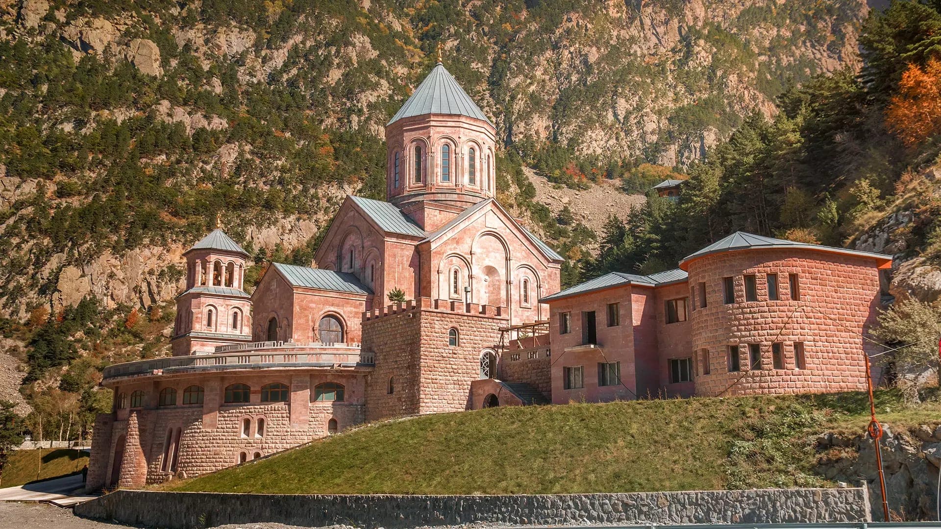 Darial Manastırı 2