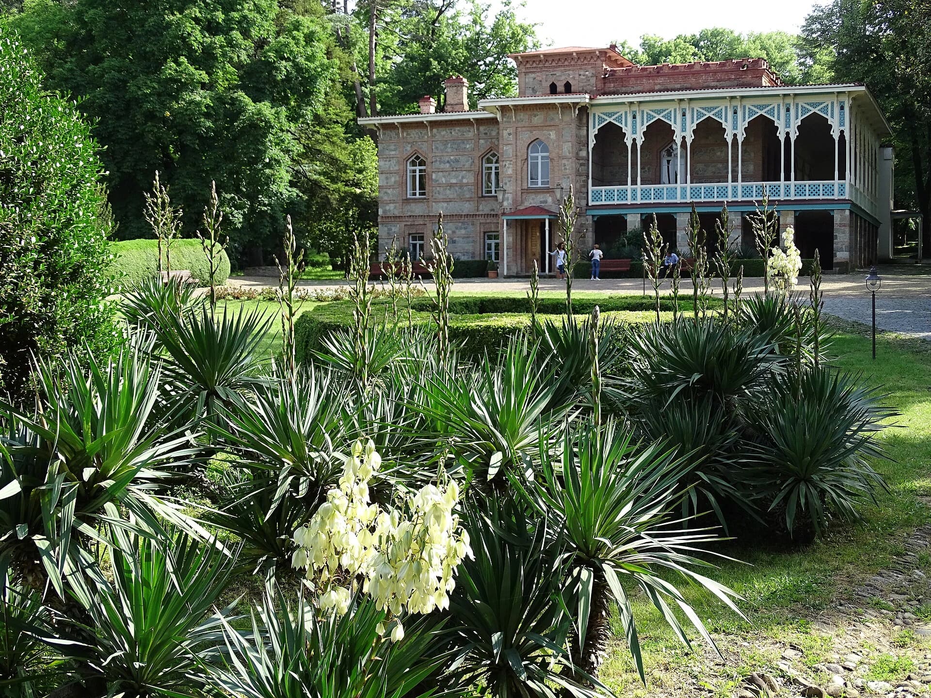 Tsinandli Manor 2