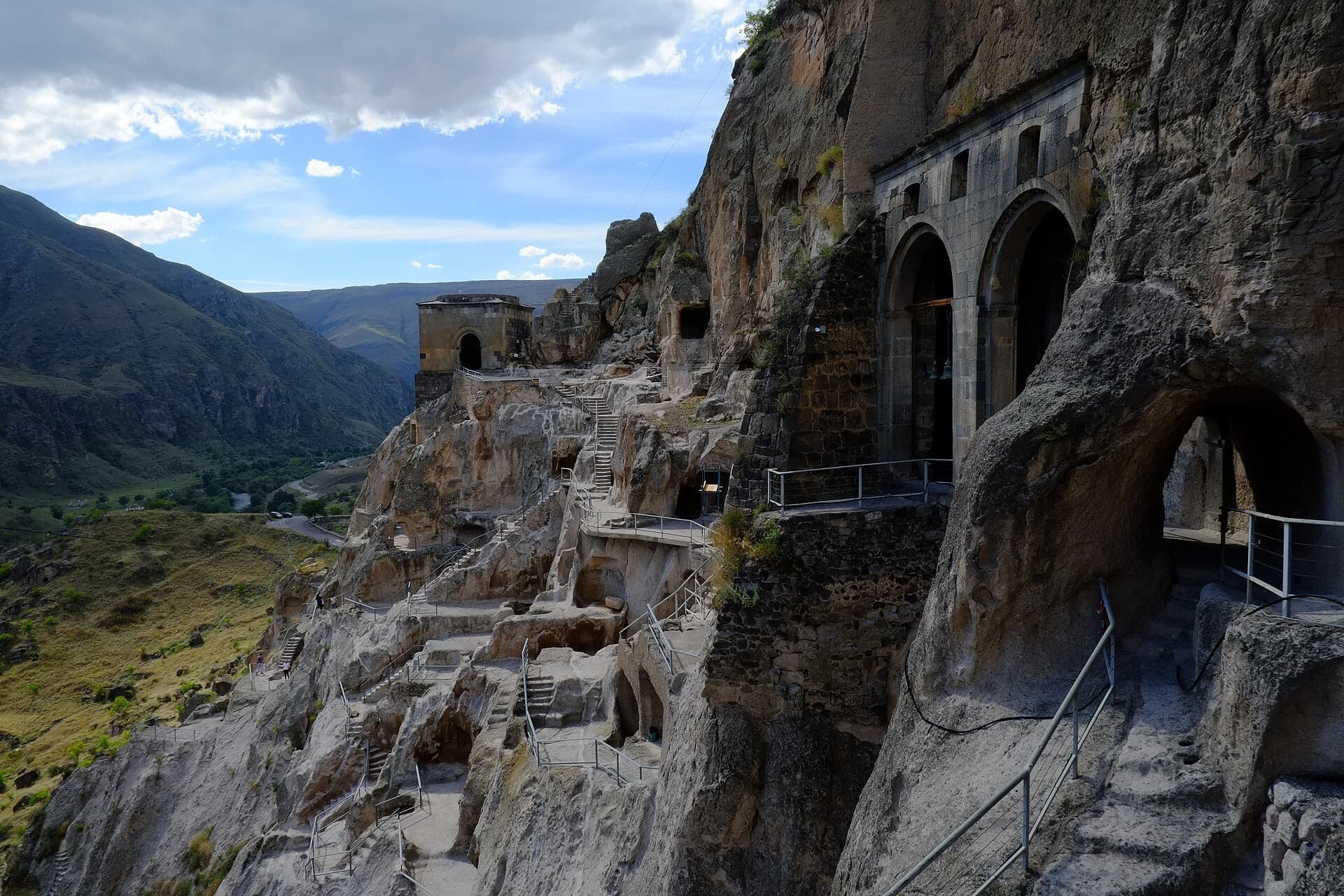 Vardzia 1